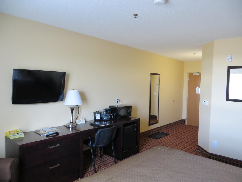 Poplar Tree Inn Stoughton Bilik gambar